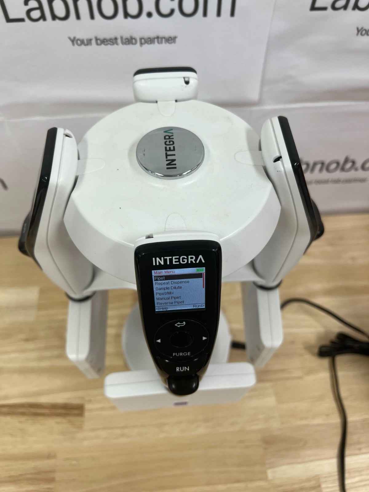Integra viaflo pipettes full range 12 channel (12.5, 50, 125, 1250ul) w/stand