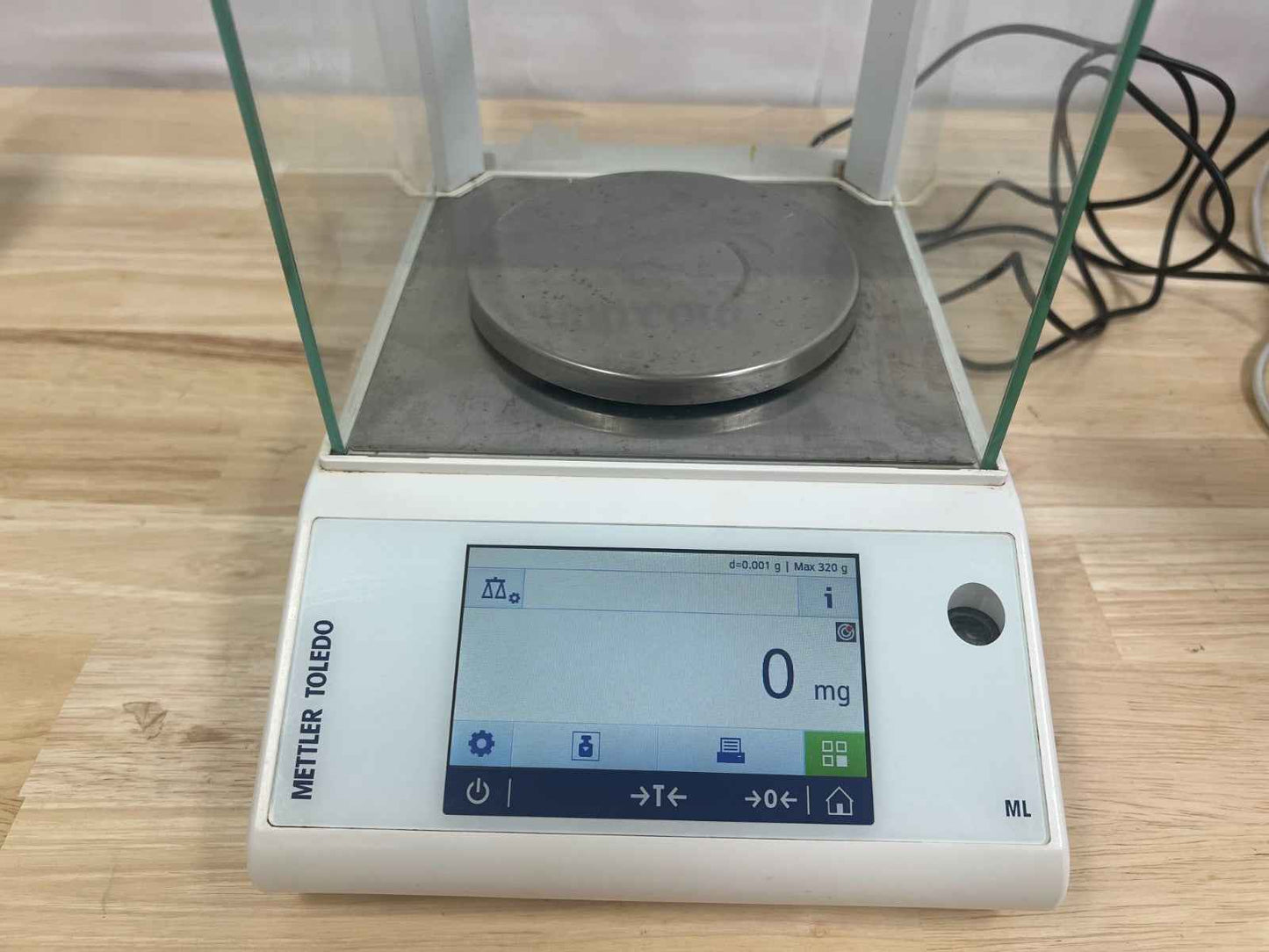 Mettler Toledo Precision Balance/scale ML303T/00 CALI EXPIRE Dec 2025 320g 1mg