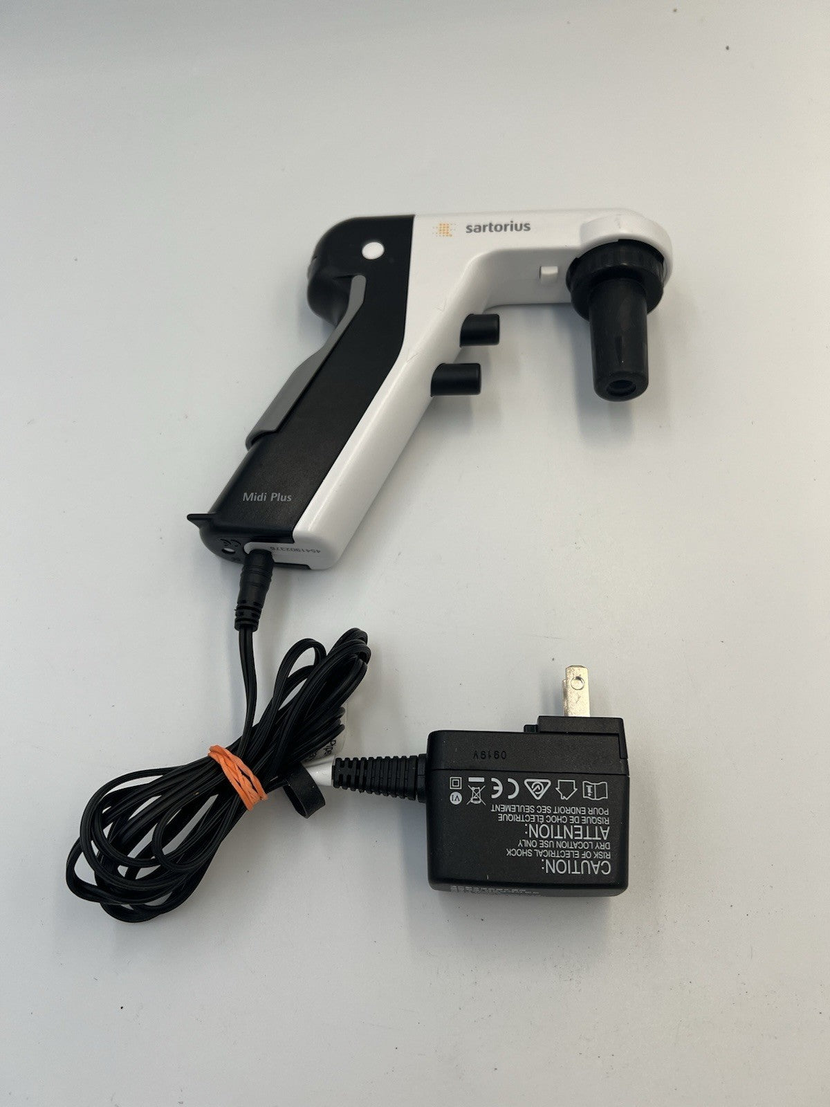 Sartorius 710931 Midi Plus Pipette Controller w/ power adapter - Labnob