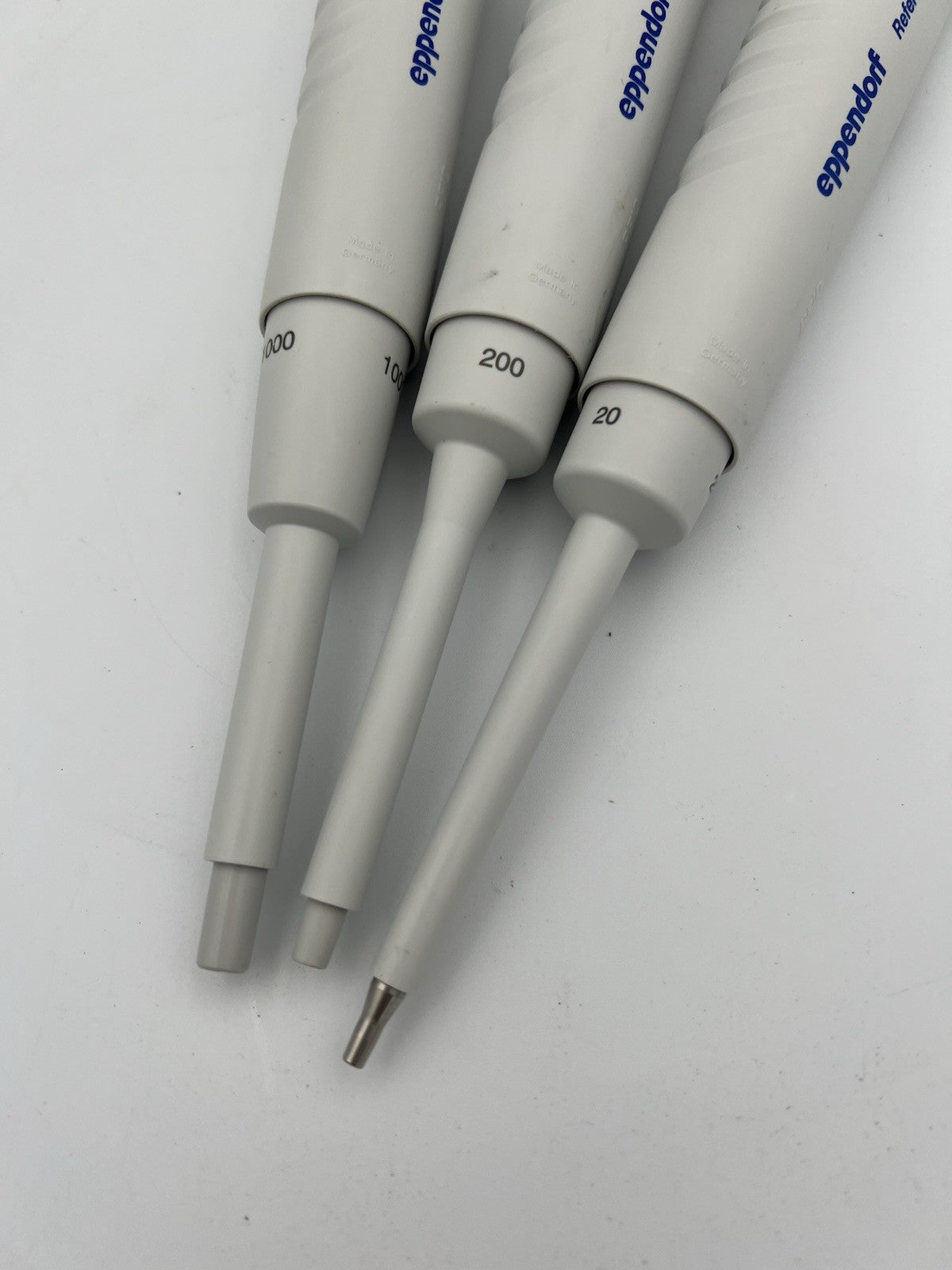 Set Of 3 Eppendorf Reference Gen 2, 20 200 1000ul - Labnob