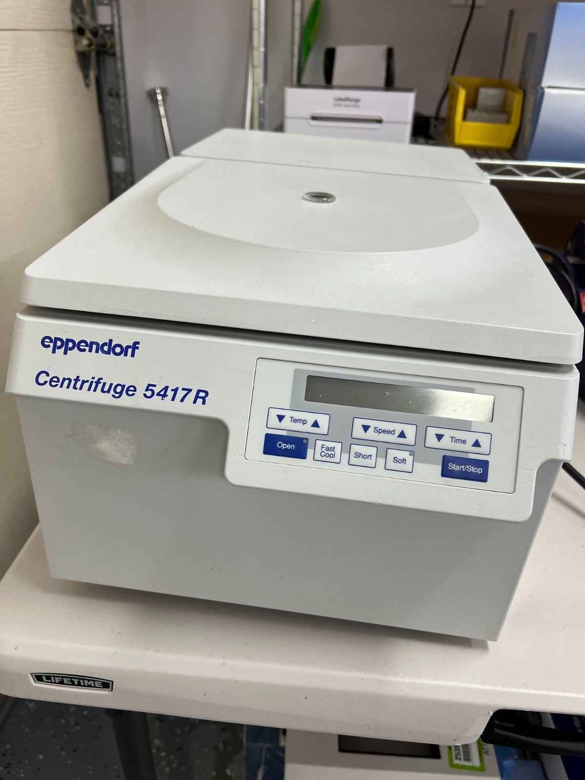 Eppendorf 5417R Refrigerated Centrifuge tested see the video