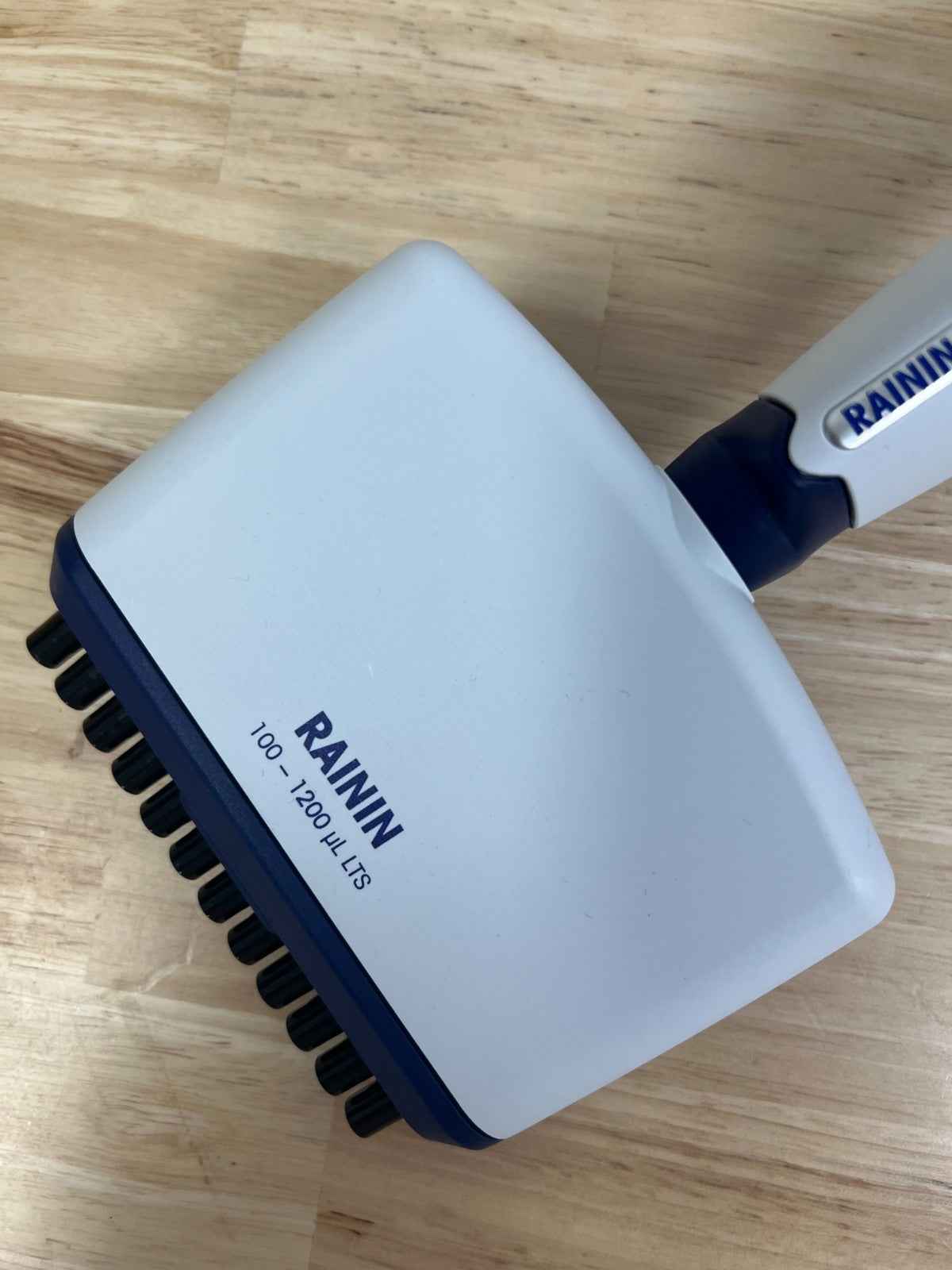 RAININ E4 Pipette Multi E12-1200XLS+ ELECTRIC PIPETTE 100 - 1200 uL LTS