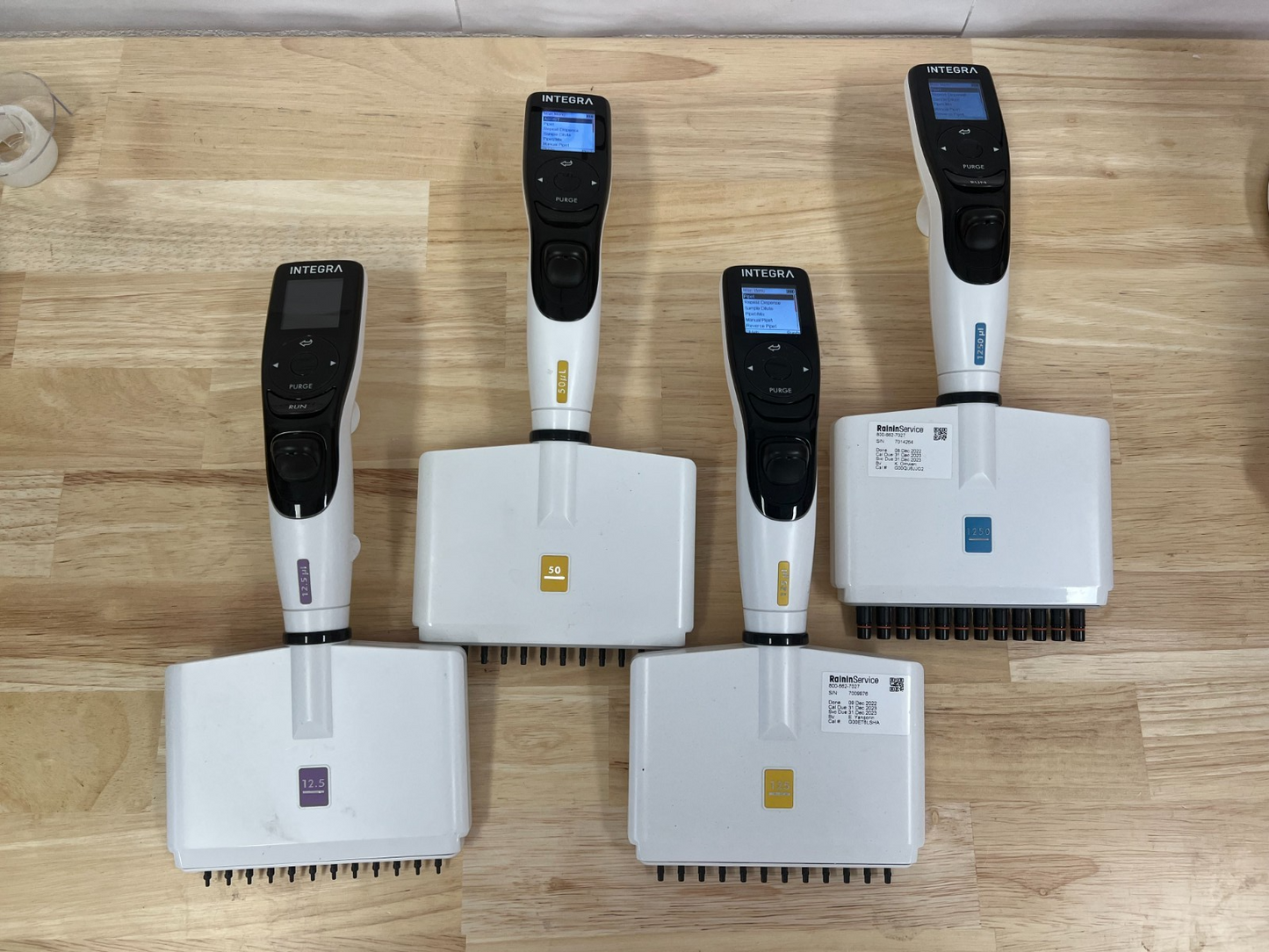 Integra viaflo pipettes full range 12 channel (12.5, 50, 125, 1250ul) w/stand