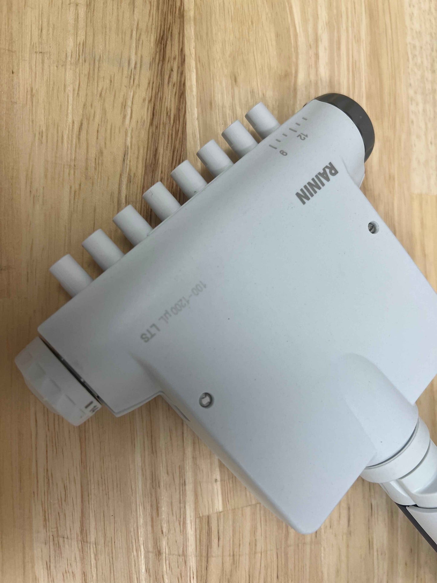 RAININ Pipetlite LA8-1200 XLS+ LTS Pipette Adjustable spacer