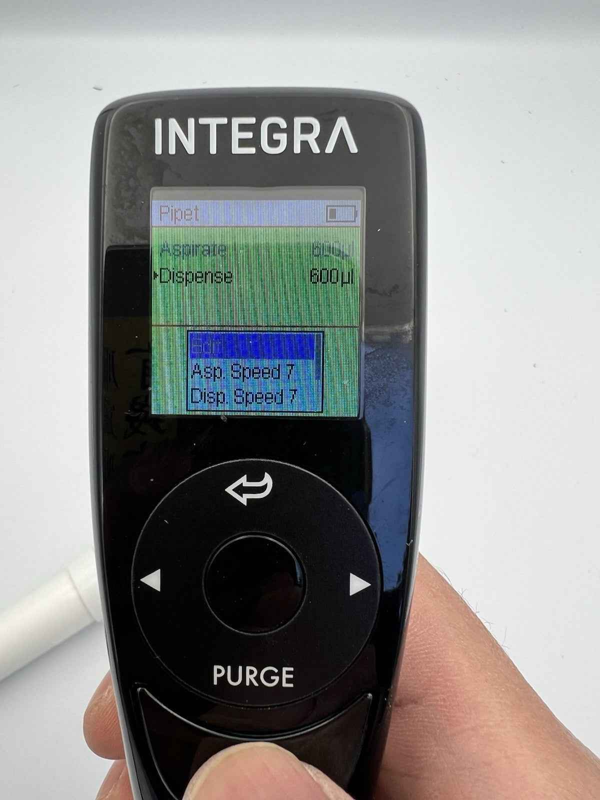INTEGRA VIAFLO 100-5000 uL DIGITAL PIPETTE SINGLE CHANNEL #4015 - Labnob