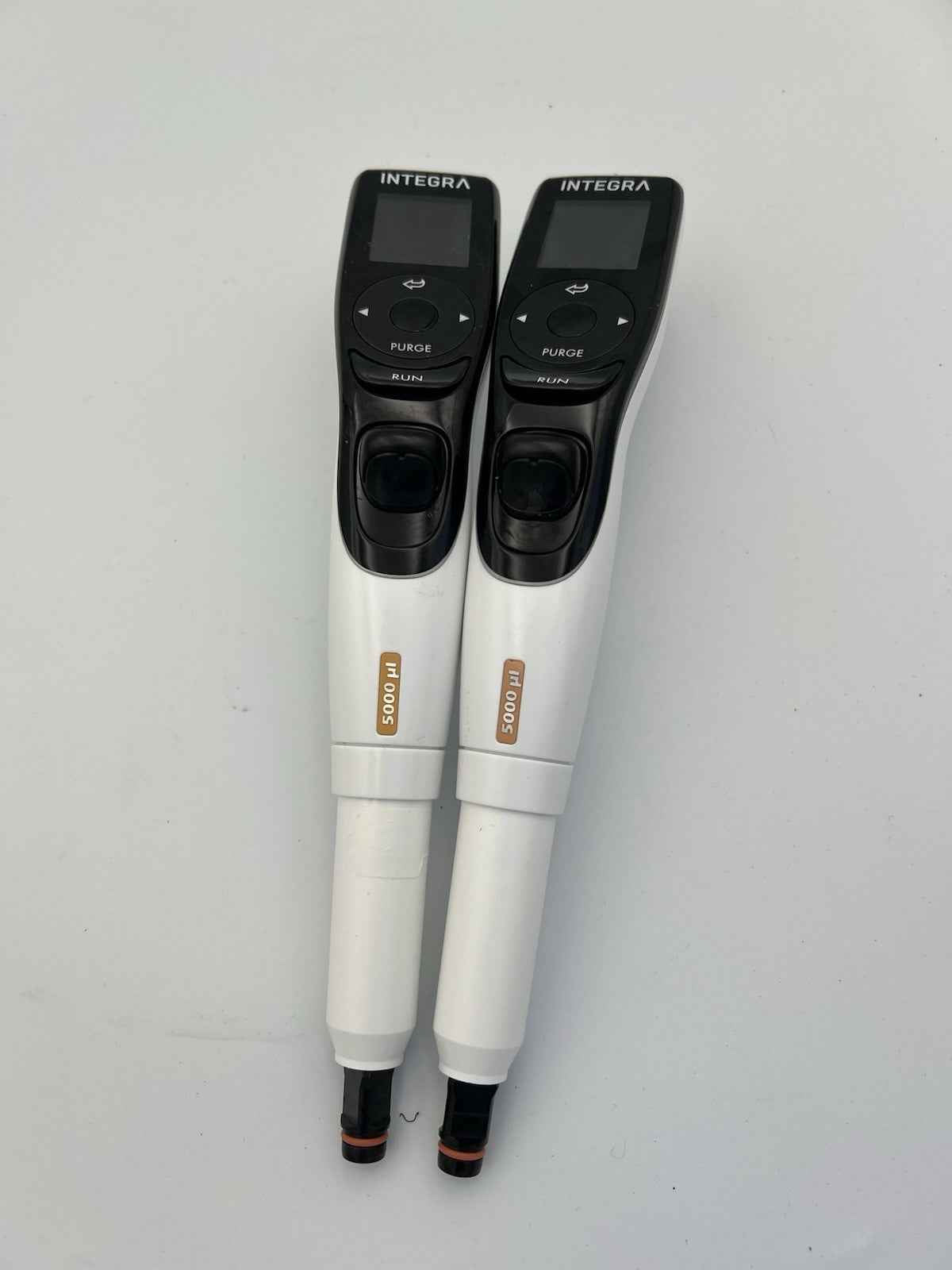 INTEGRA VIAFLO 100-5000 uL DIGITAL PIPETTE SINGLE CHANNEL #4015 - Labnob