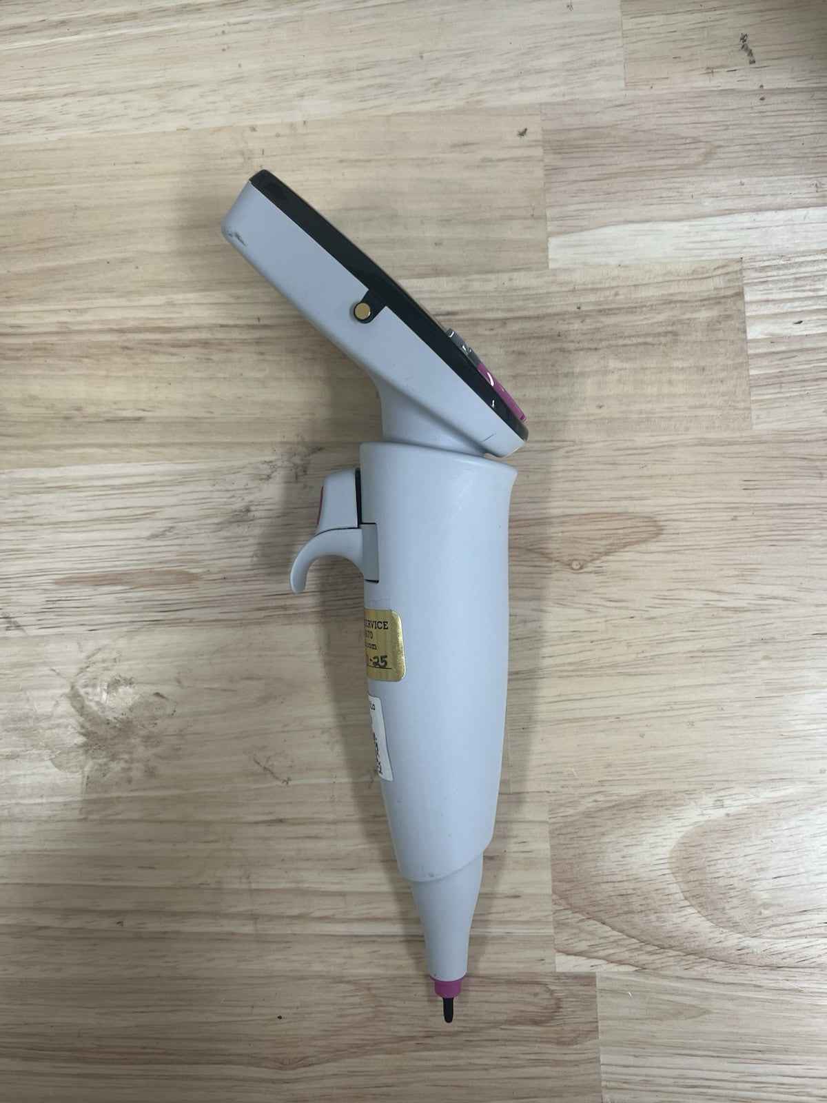 E1-ClipTip Electronic Single Channel Pipette, 0.5-12.5 uL,4670000BT
