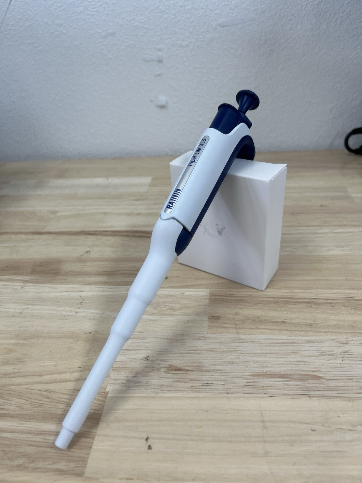 Rainin L-1000XLS+ Pipet-Lite 100-1000 μL LTS Pipette Calibrated New Seal