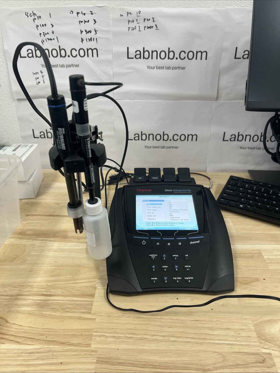 Thermo Orion VersaStar Pro pH/Conductivity Meter with 3 Electrodes - Labnob
