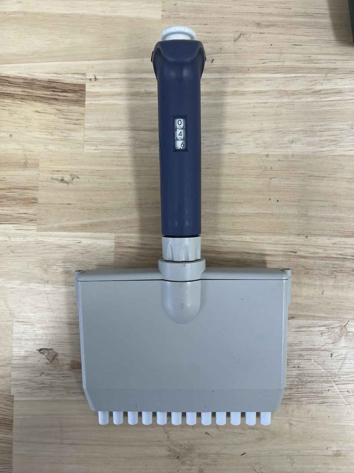 Calibrated Rainin Pipet-Lite LTS 12 Channel Multichannel L300 pipette 20-300 uL