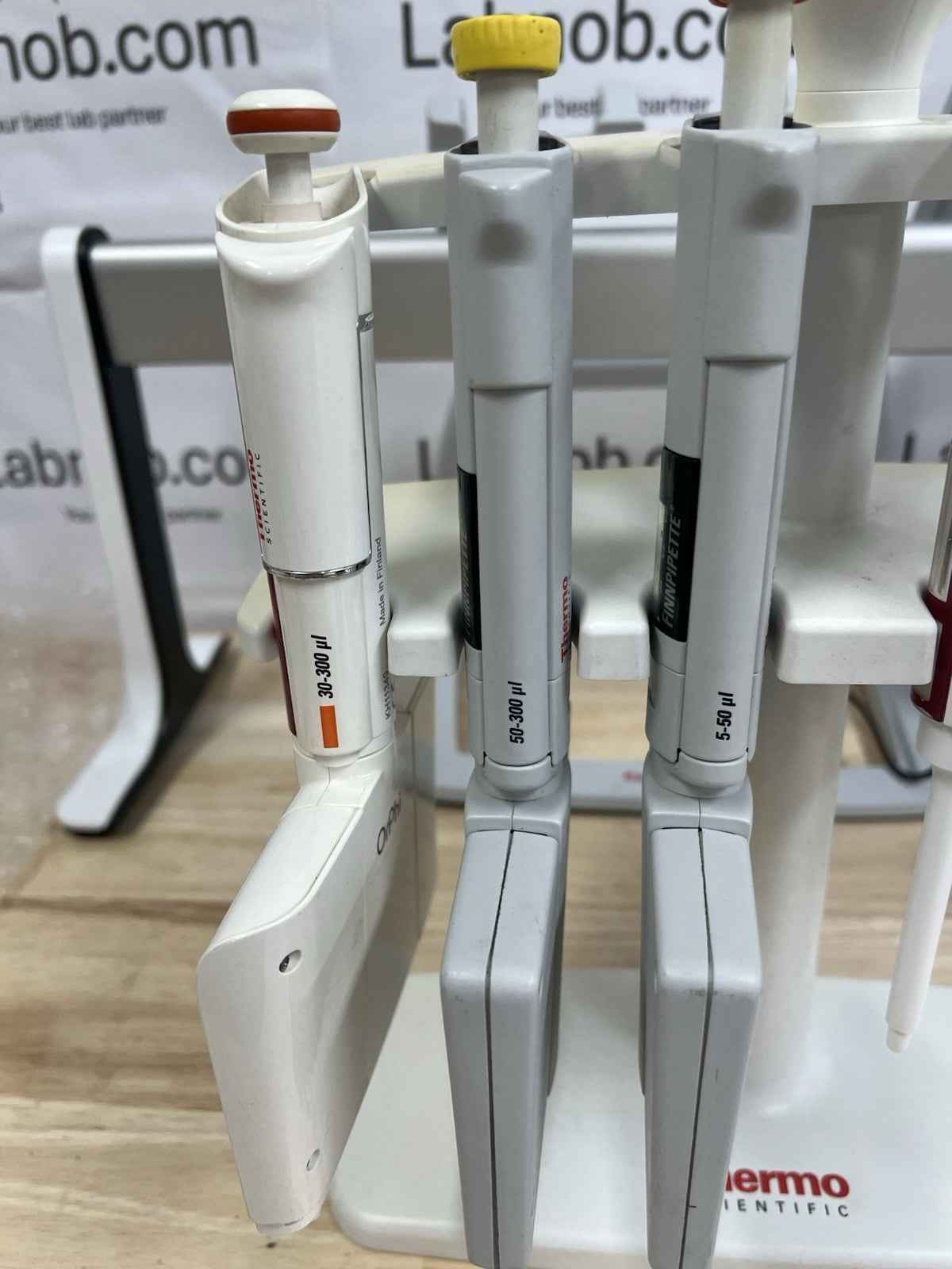 Set Of 6 Thermo Scientific Finnpipettes Pipettes