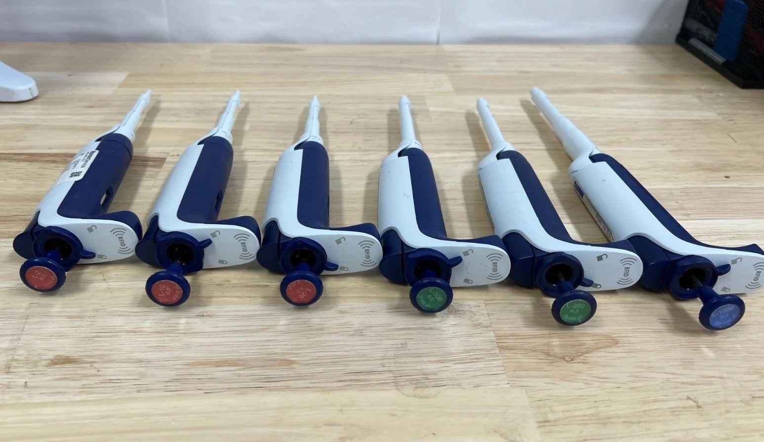 Set Of 6 Rainin Pipet-lite XLS LTS pipette P2 10 20 100 200 1000 Cali New Seal - Labnob