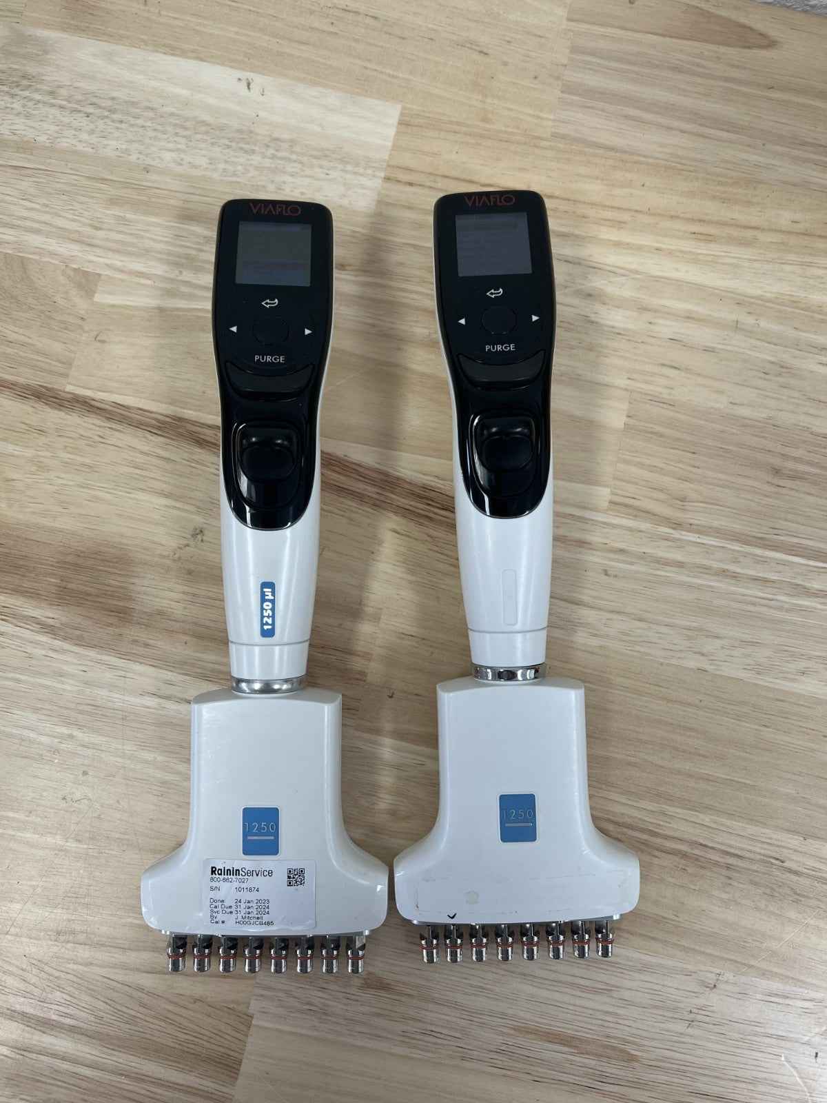 lot of 2 integra 1250 viaflo 8 channels electrical pipette - Labnob