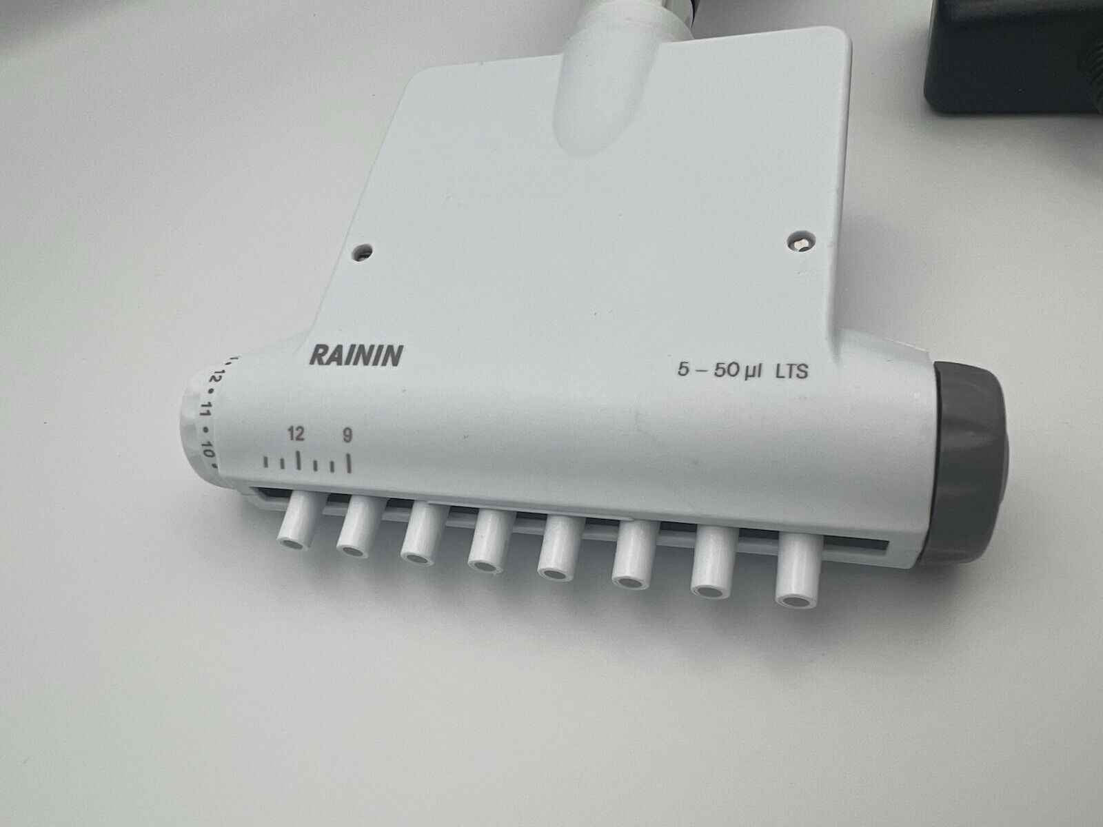 Rainin E4 EA8-50 XLS Adjustable Spacer LTS 5-50ul Pipette w/charger+ battery - Labnob