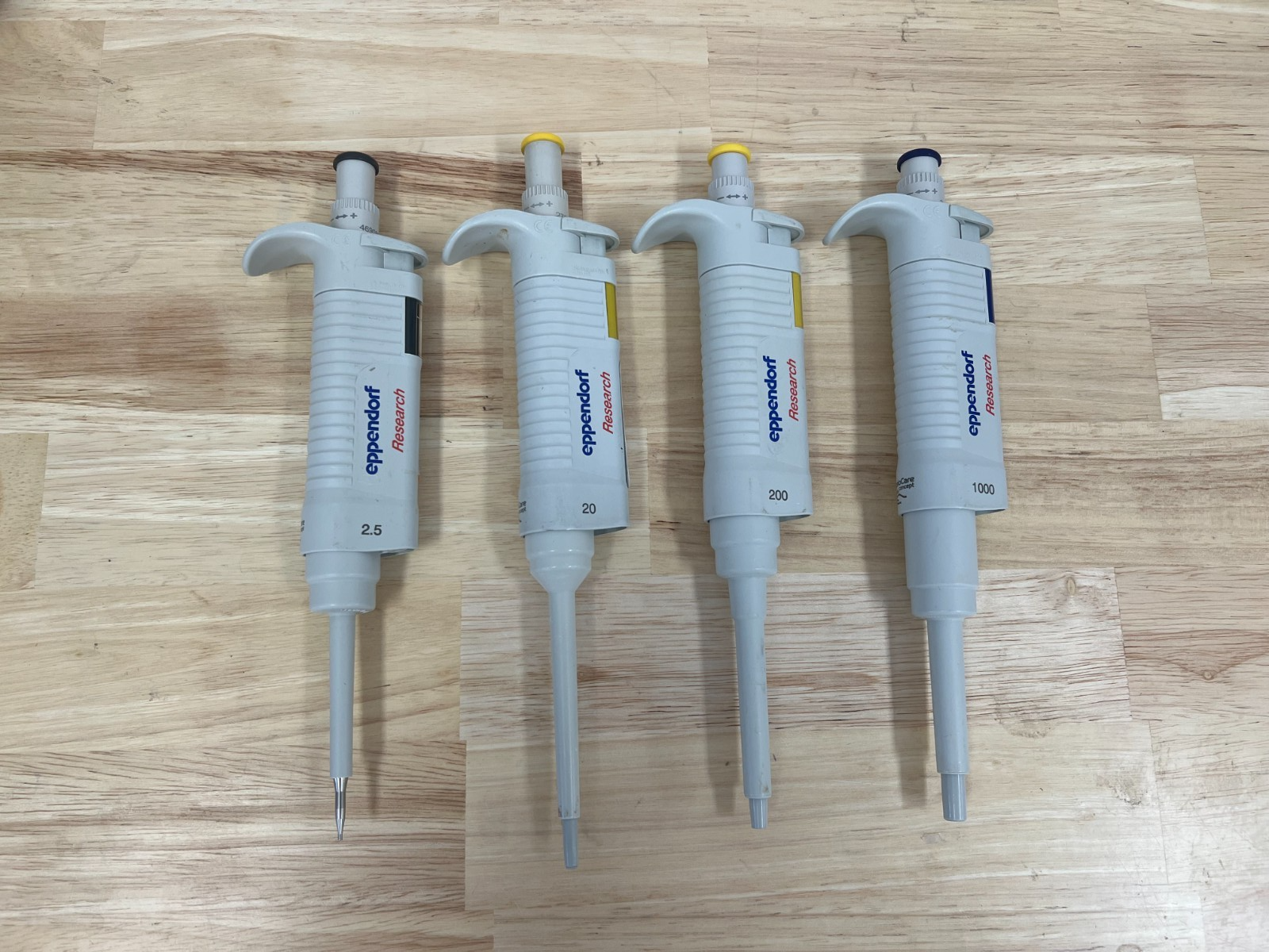 Eppendorf Research Pipette set 1000, 200, 20 & 10 uL: Calibrated New Seal - Labnob