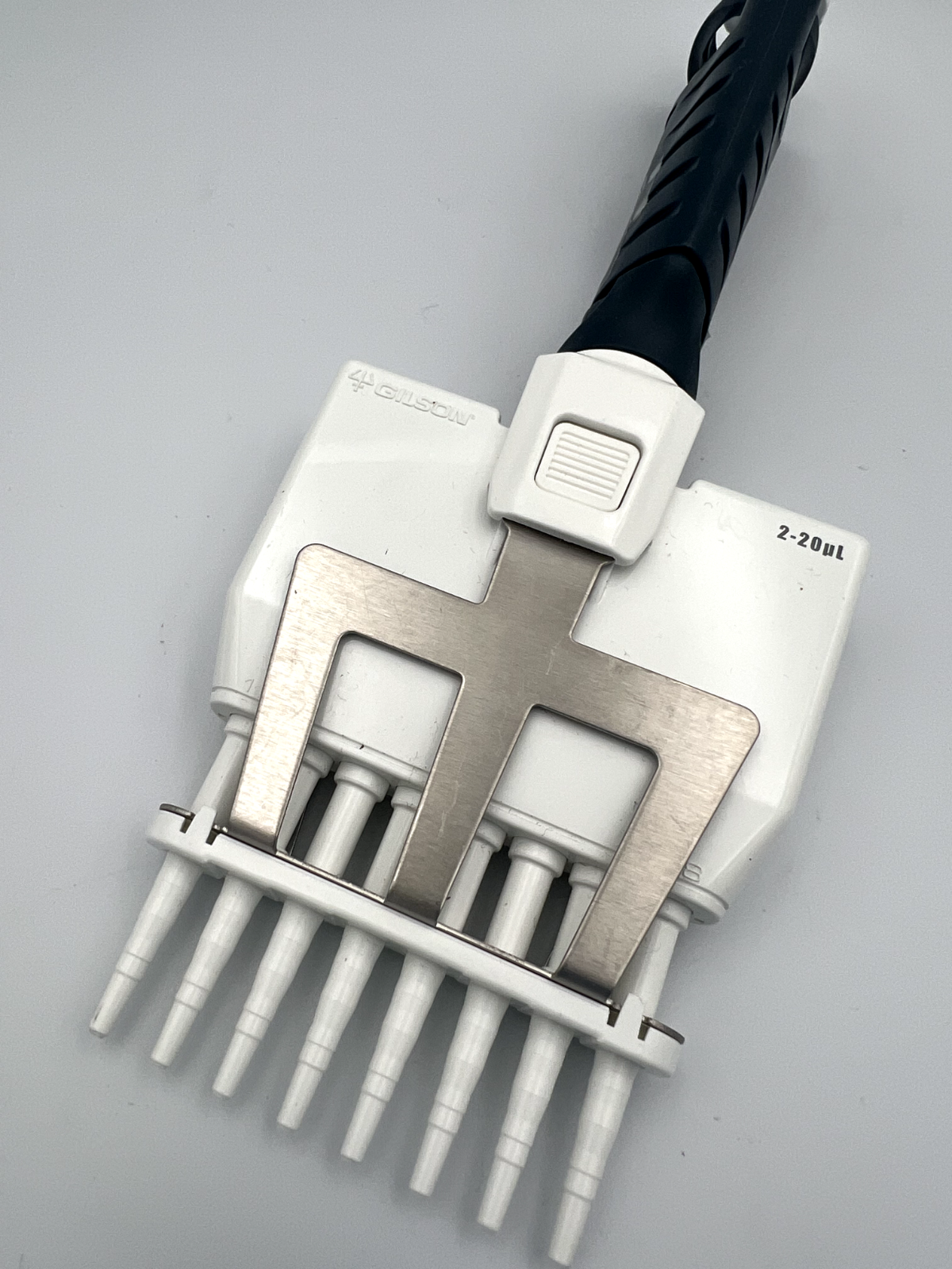 Gilson Multichannel Pipetman 8-channel  2 - 20 μL, Warrantied 30 - Labnob