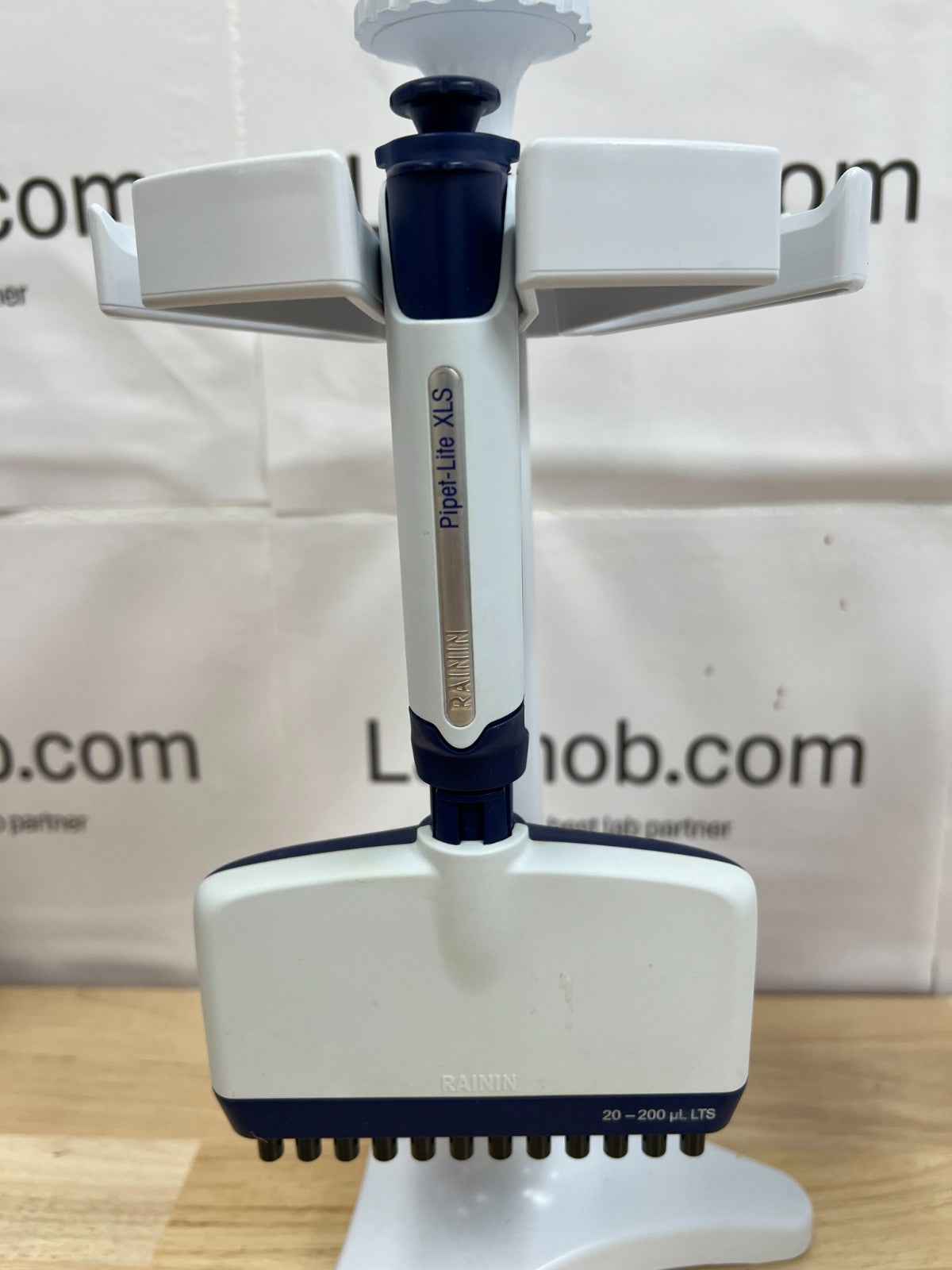 Rainin Pipet-lite XLS+ LTS multiple 8/12 channel pipette U Pick size