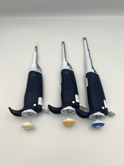 Set of 3 Gilson pipetman L pipettes P20L 200L 1000L New Style - Labnob