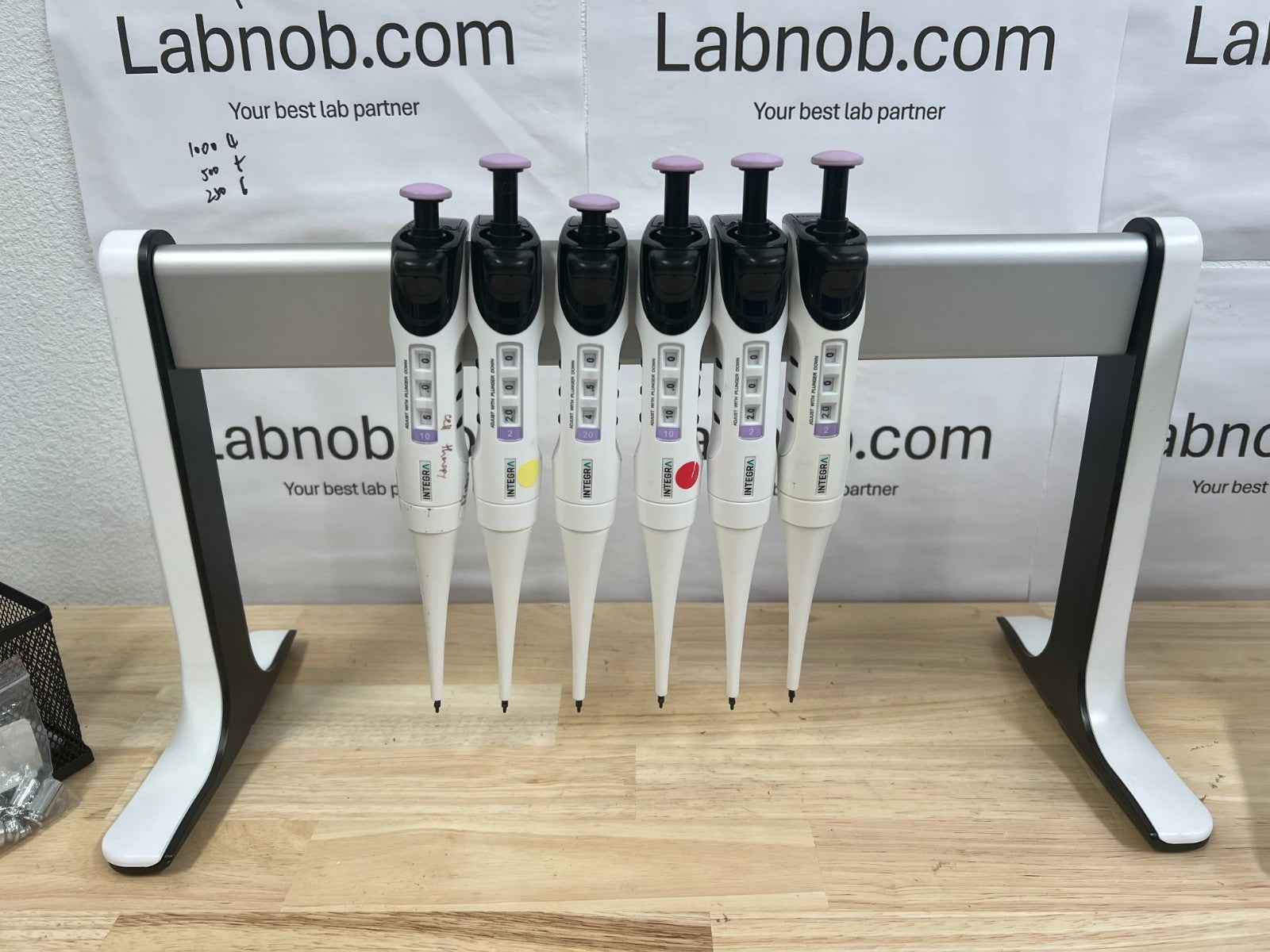 INTEGRA Biosciences EVOLVE Manual Pipette #3011 - 1-Channel, 0.2-2uL, P2