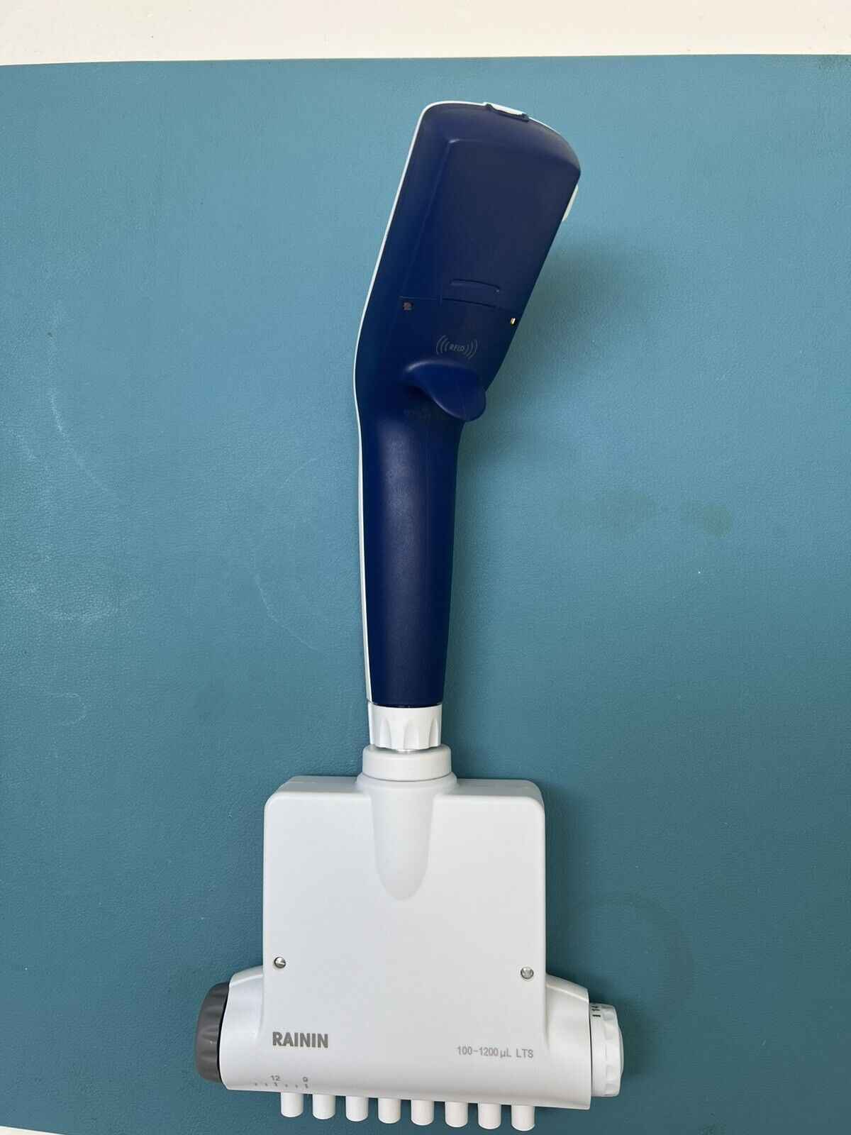 Rainin  E4 Adjustable Spacer EA8-1200XLS 8 channel Electrical pipette 100-1200ul - Labnob