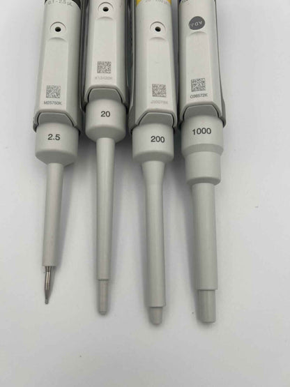 Eppendorf Research Plus Pipettes Set of 4 (0.1 to 1000ul P2.5, 20, 200, 1000) - Labnob