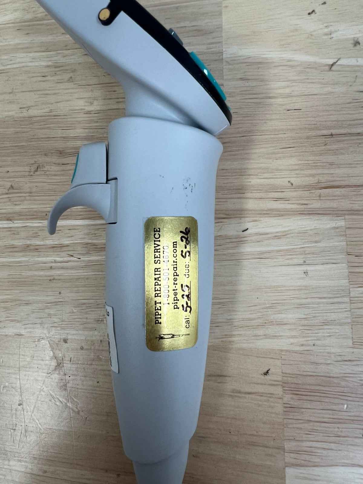 Thermo Scientific 4670040BT E1-ClipTip 1 Channel 15 - 1250 μL ELECTRONIC PIPETTE