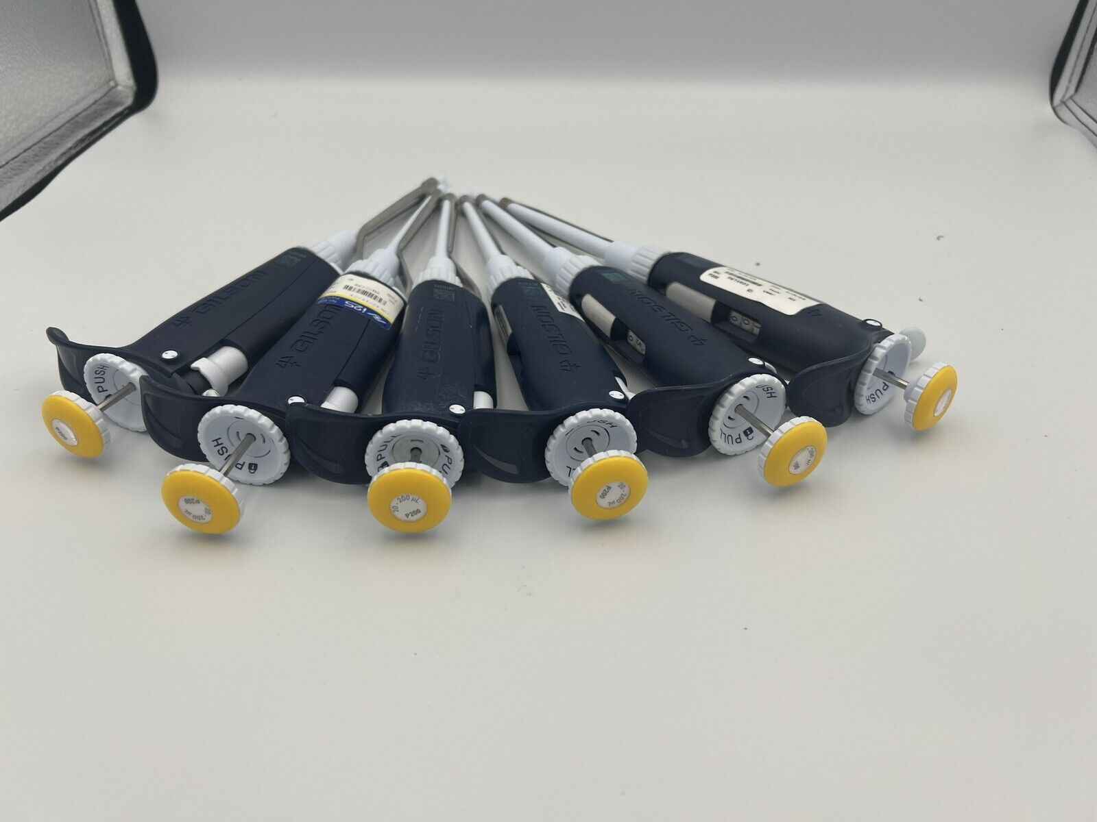 Gilson pipetman L P200 20-200ul Pipette - Labnob