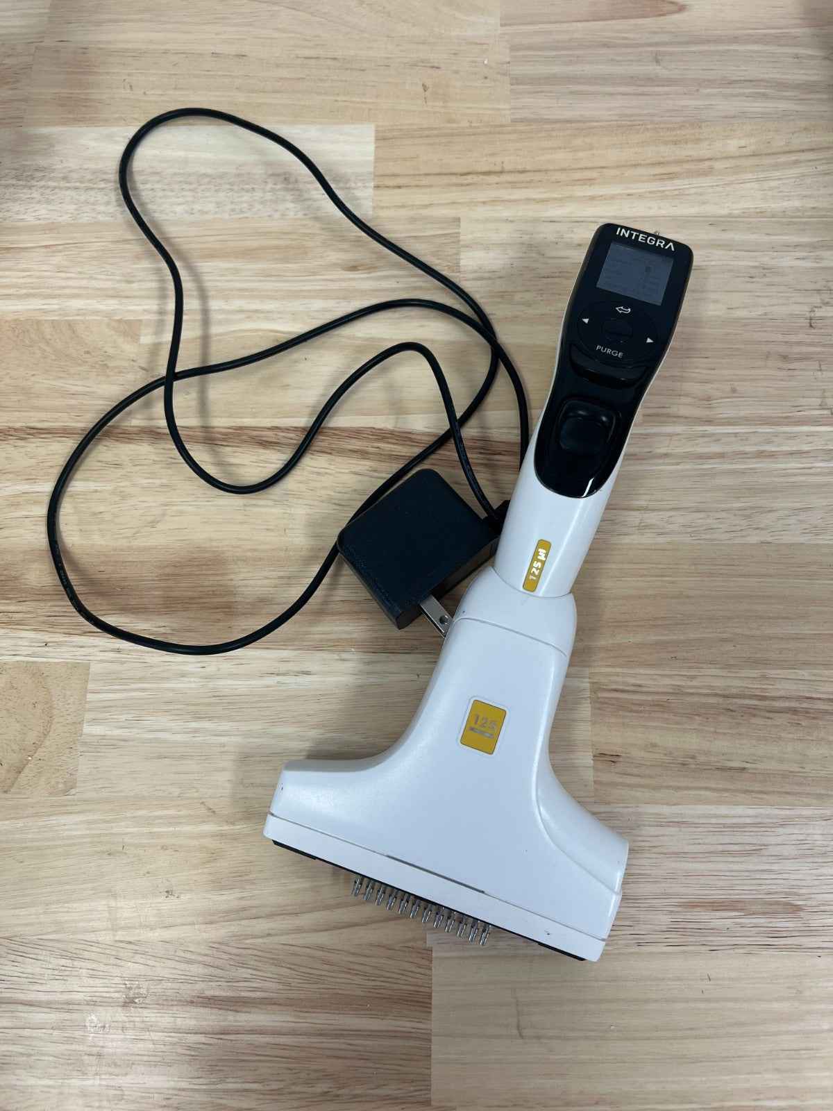 Integra 12 Channel VOYAGER 125 uL Adjustable Tip Spacing Pipette 4732 - Labnob