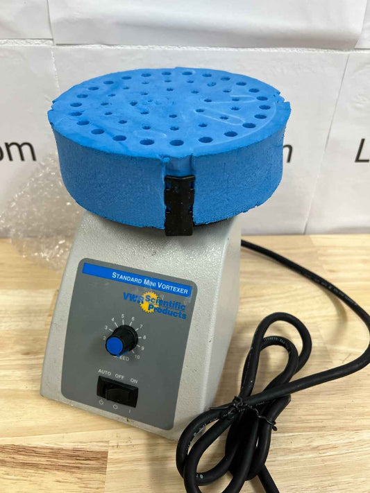 VWR standard Mini Vortexer with tube platform