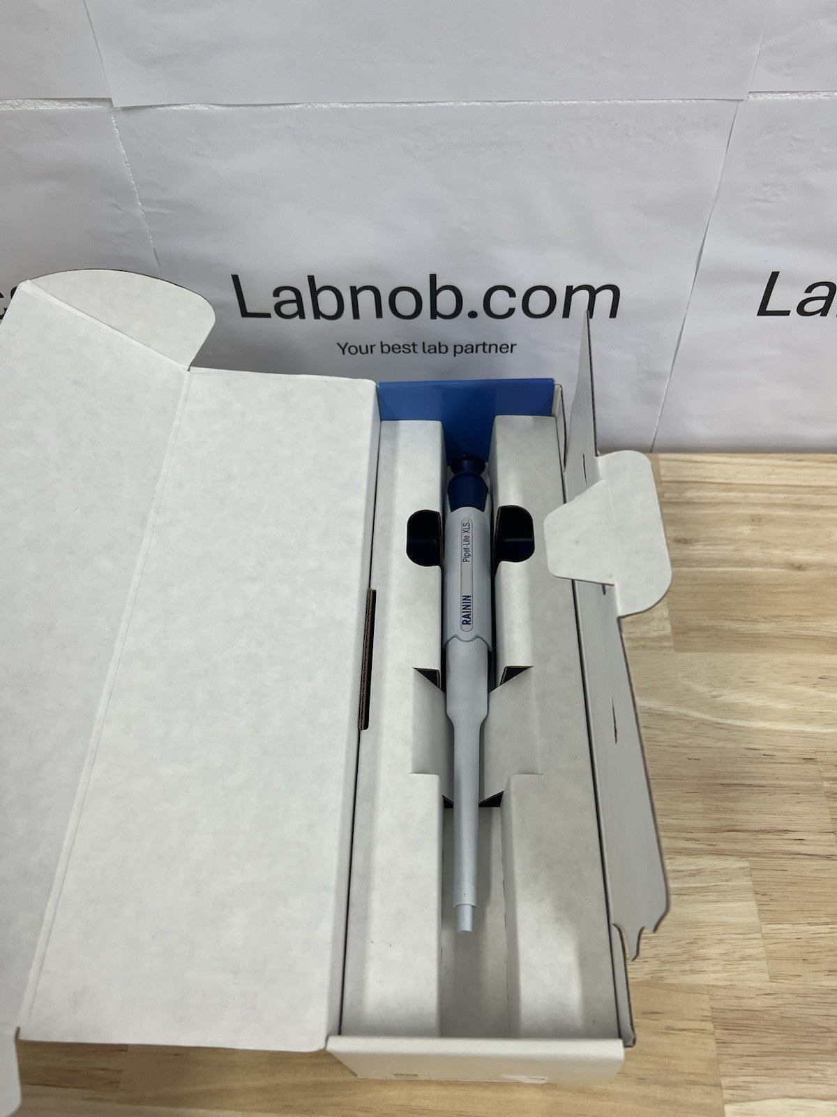 Rainin L-200 Pipet-Lite XLS LTS 20-200uL Single Channel RFID Pipette - Labnob