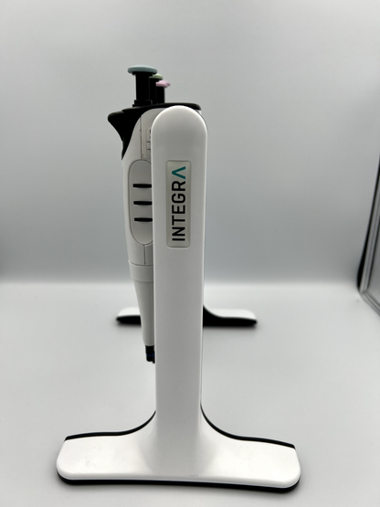 Integra EVOLVE Pipettes Set of 4 with Stand – Tested P2-20-200-1000 - Labnob