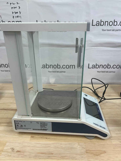 Mettler Toledo Precision Balance/scale ML303T/00 CALI EXPIRE Dec 2025 320g 1mg