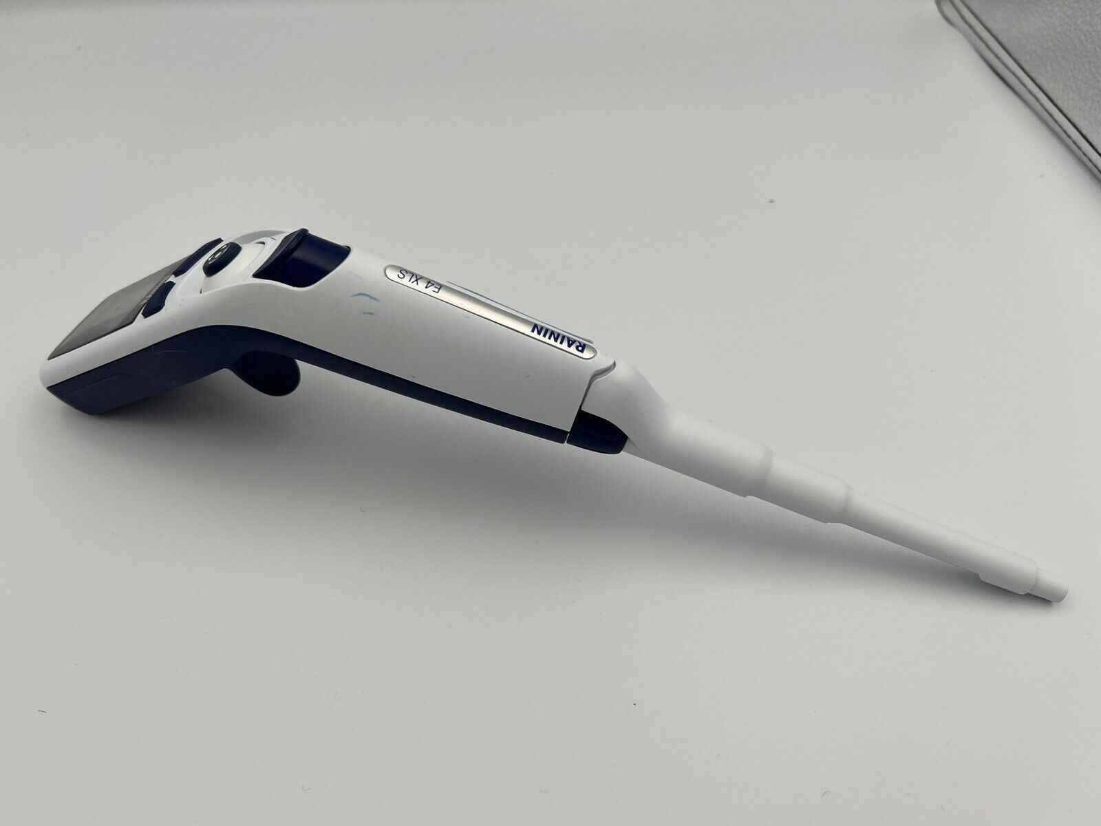 Rainin E4 Electronic Pipette LTS E4-1000XLS+ 100to 1000ul 17014482 - Labnob
