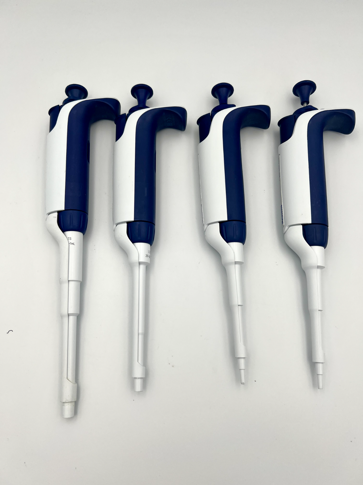 Rainin Single Channel Pipette SET - LTS L1000, 200, 20, & 2 - Labnob