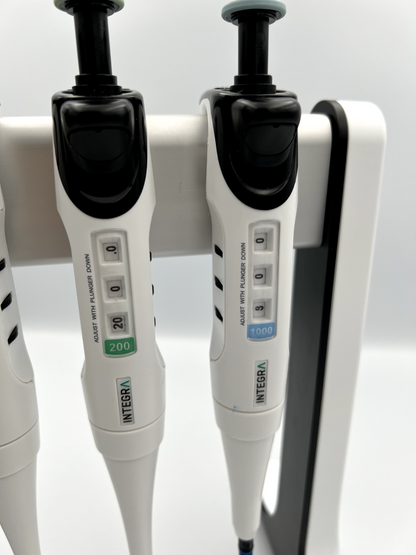 Integra EVOLVE Pipettes Set of 4 with Stand – Tested P2-20-200-1000 - Labnob