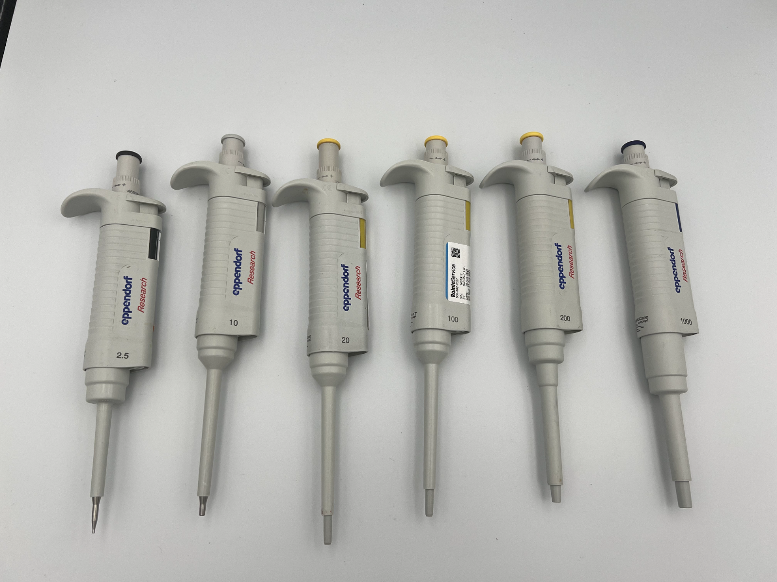 Eppendorf Research Pipette set of 6, P1000, 200, 100, 20, 10 & 2.5 - Labnob