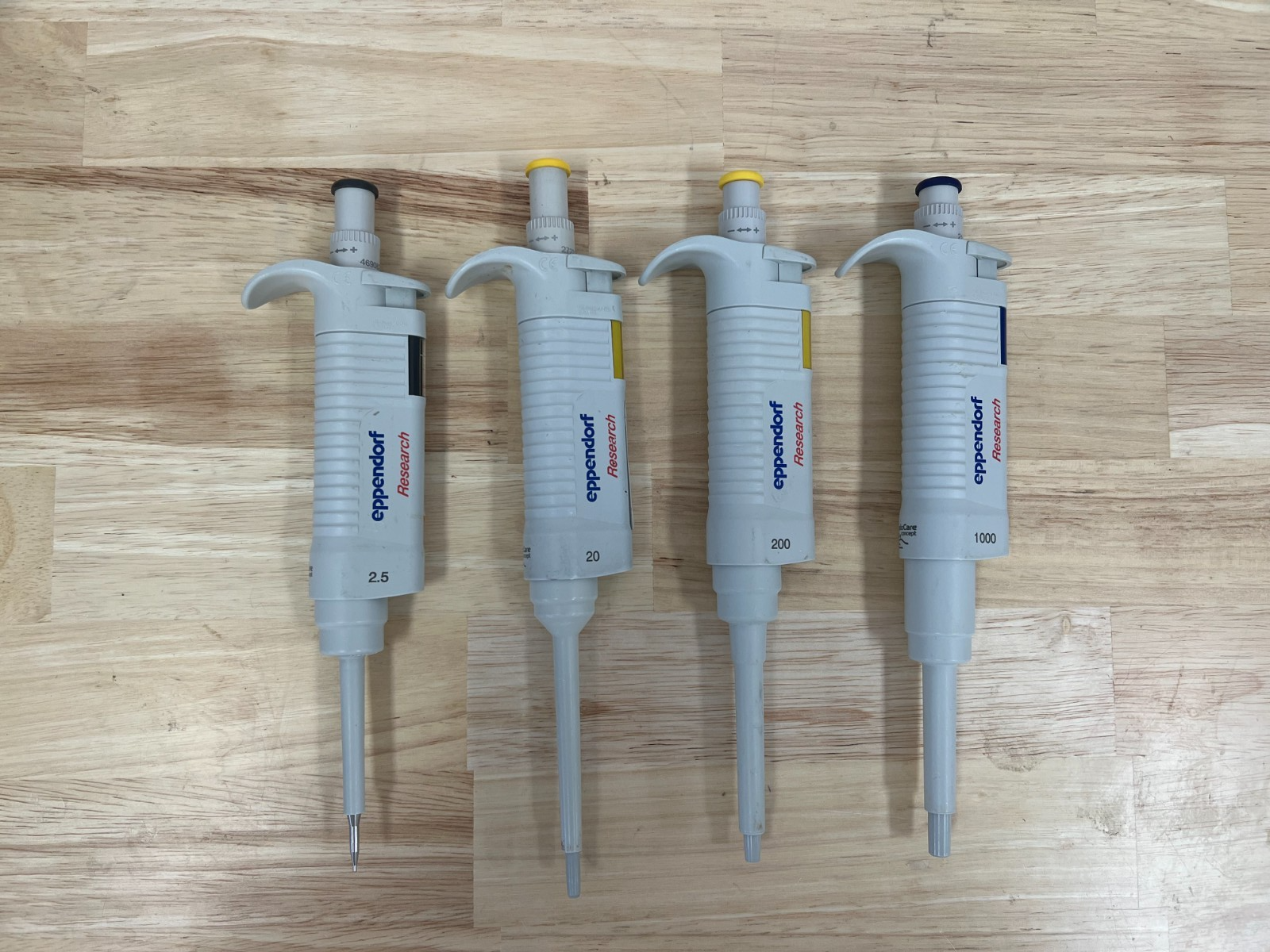 Eppendorf Research Pipette set 1000, 200, 20 & 10 uL: Calibrated New Seal - Labnob