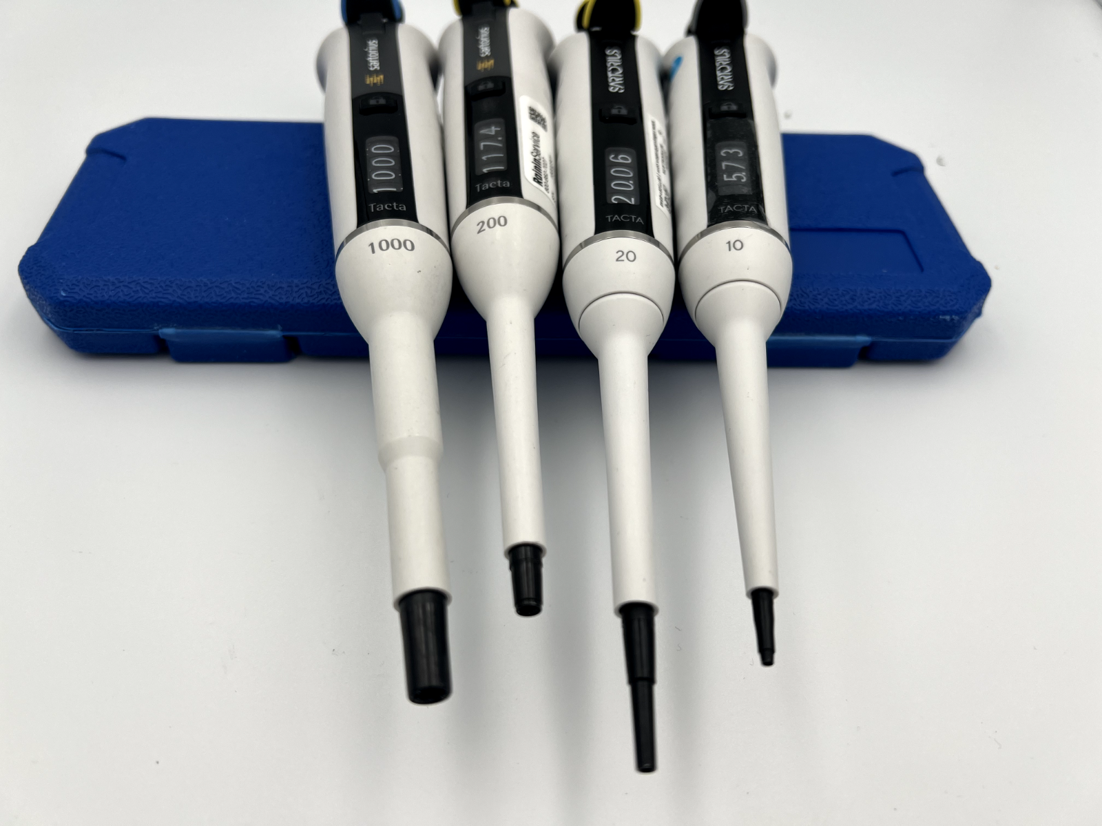 Set Of 4 Sartorius tacta Pipettes P10 20 200 1000 Calibrated tested - Labnob