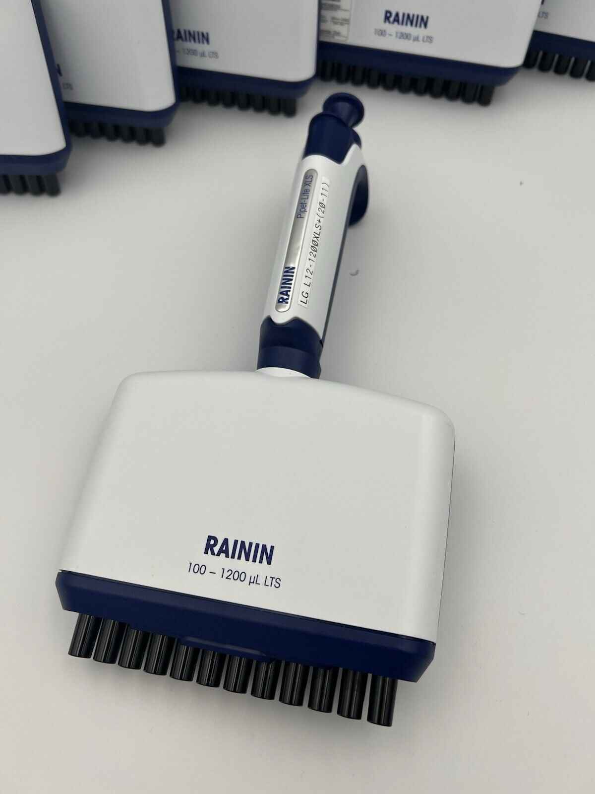 Rainin XLS LTS 12-Channel Pipette 100-1200ul - Pipet-Lite XLS L-1200 - Labnob
