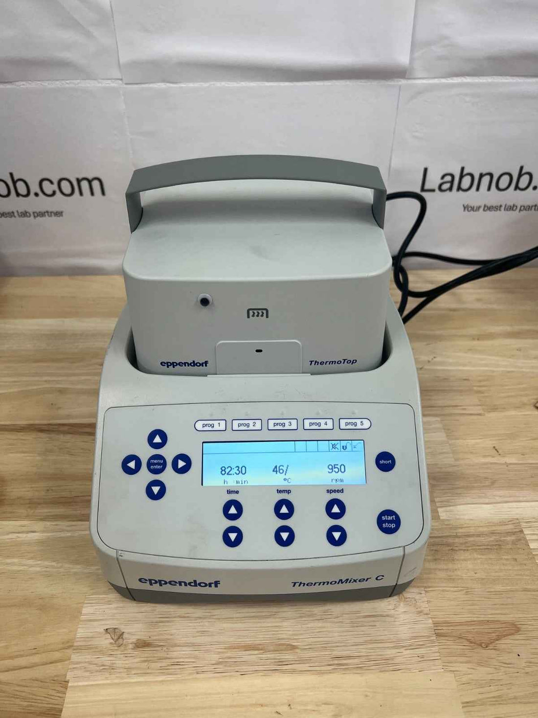Eppendorf ThermoMixer C 5382 tested with 15ml heat block and cover, video