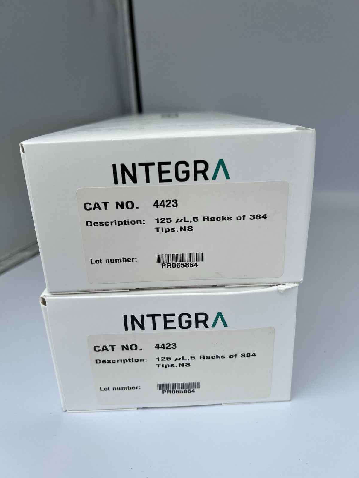 INTEGRA GripTip Pipet Tips Non-Sterile 4423, 125ul, 5*2 racks of 384 tips. - Labnob