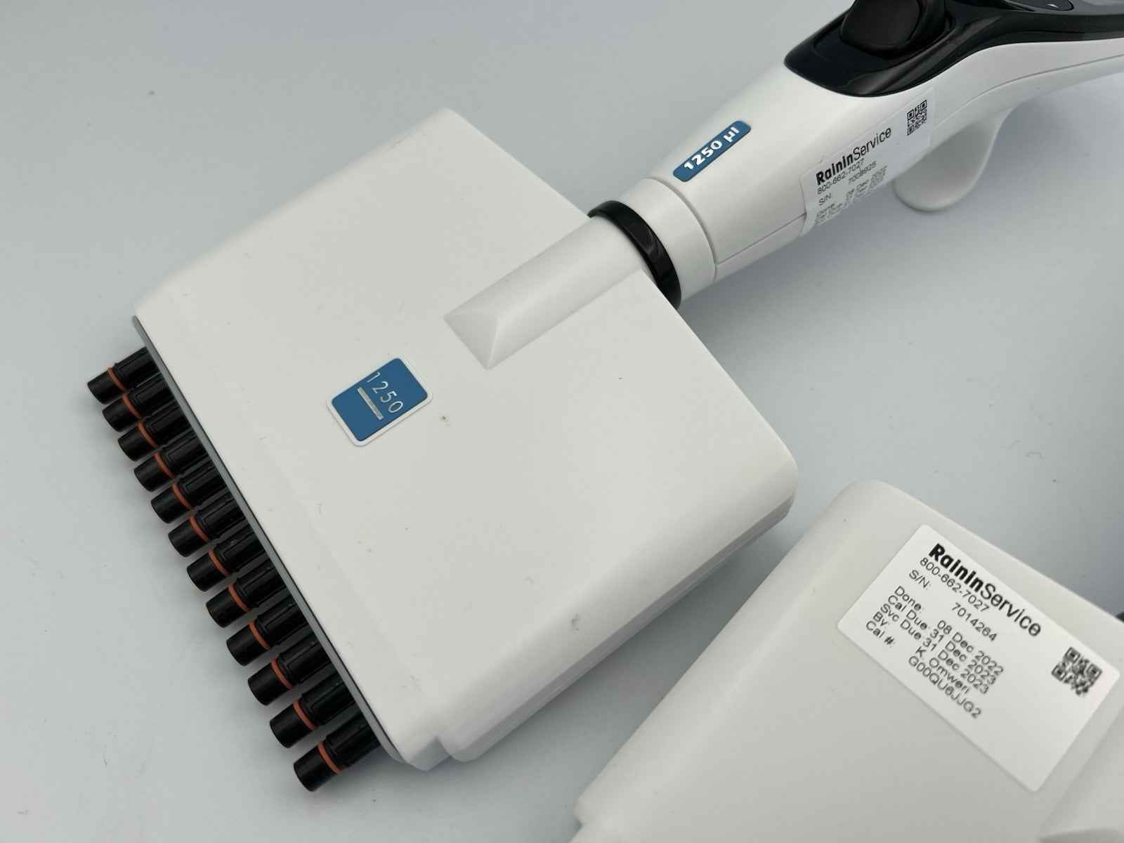 Integra 12 Channel VIAFLO Lightweight Electronic Pipette 1250 uL CAT# 4634 - Labnob