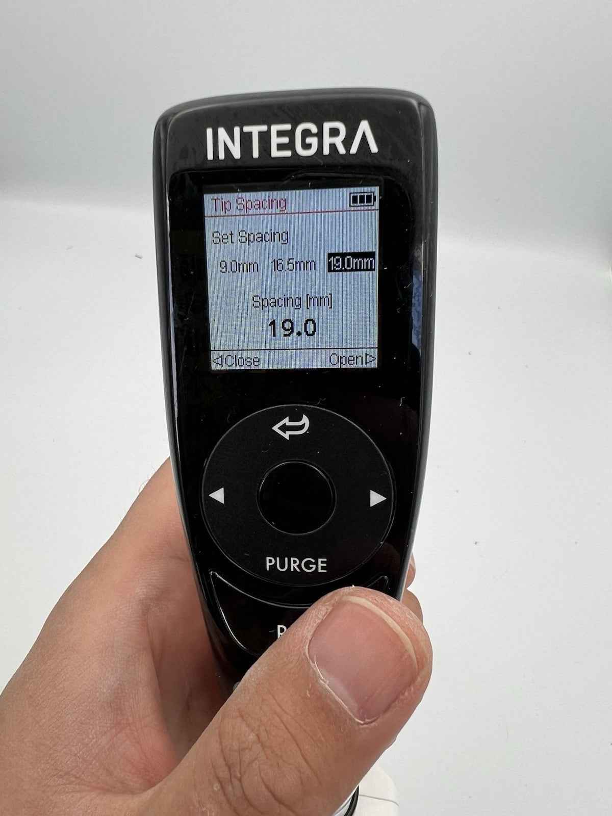 Integra Voyager Electronic Pipette 6 Channel 50-1250 ul | Part No 4764